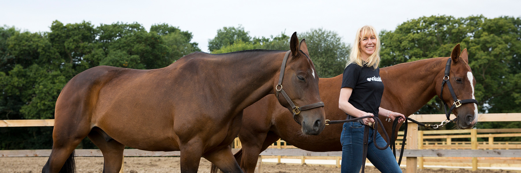 Caroline Casey to ride horseback for #valuable cause with Fossil Group sponsorship