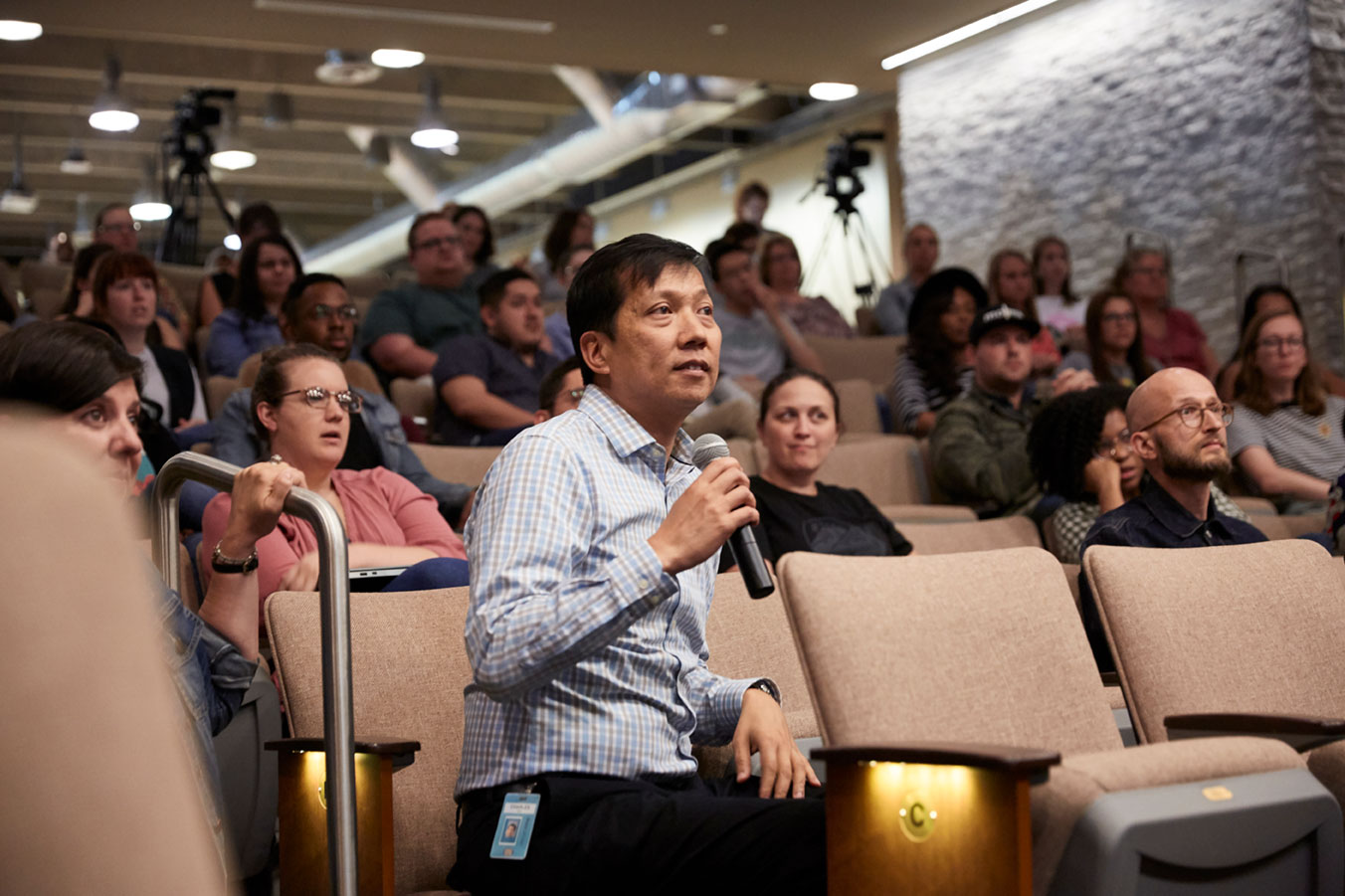 Audiences ask questions to Lillian Rivera at Fossil Group Pride Month gathering