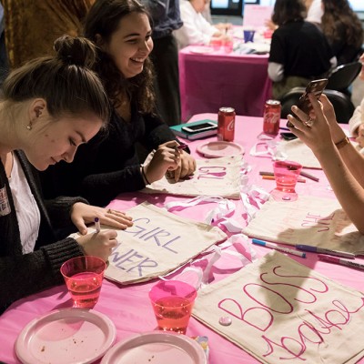 Fossil Group employees in Texas make custom totes for a local womens assistance organization